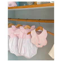 Carregar imagem no visualizador da galeria, Bib pink white stripes
